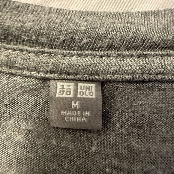 Uniqlo gray stripe top - Picture 4 of 5
